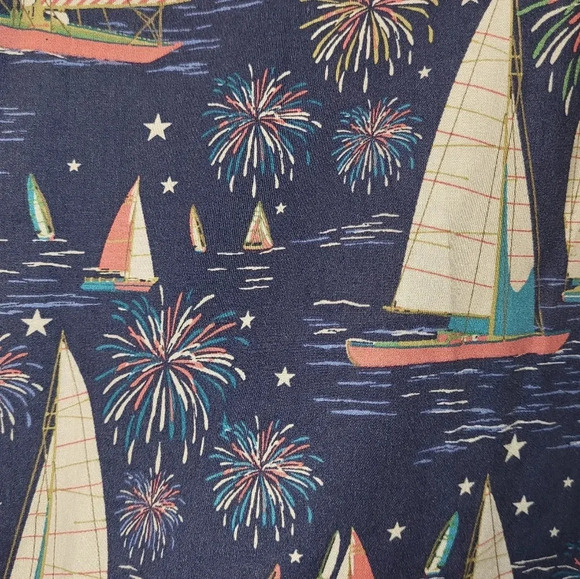 IZOD Short Sleeve Button Up‎ Shirt Blue Pink Sailboats Fireworks Size X Large - Picture 3 of 6